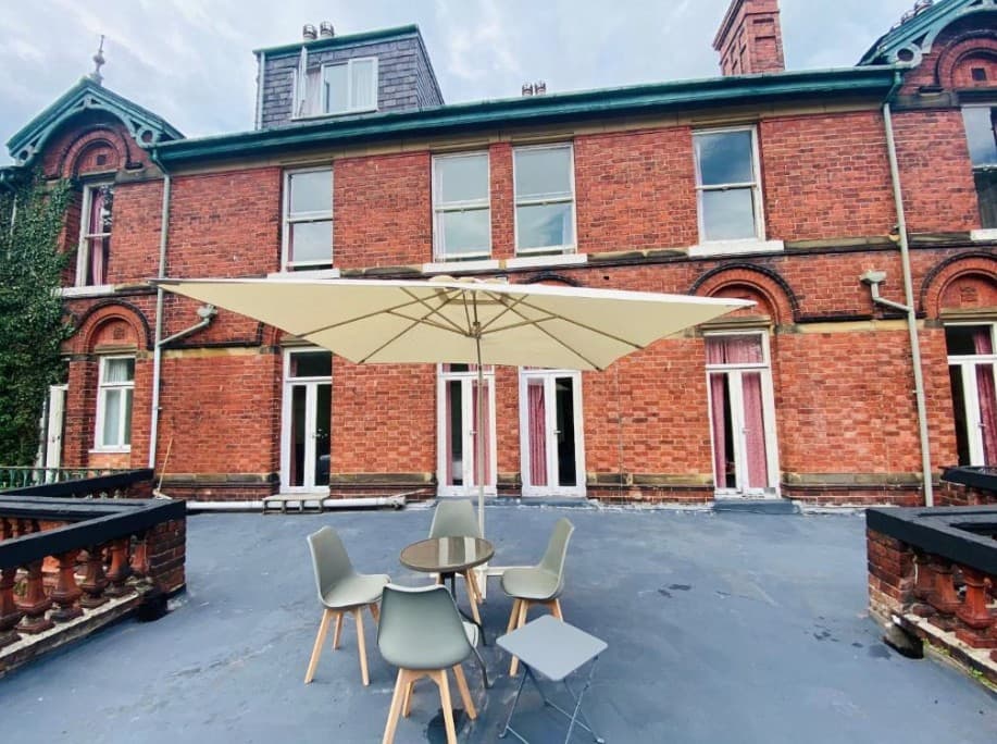 Tea and coffee facilities at Green Gables Hotel Scarborough